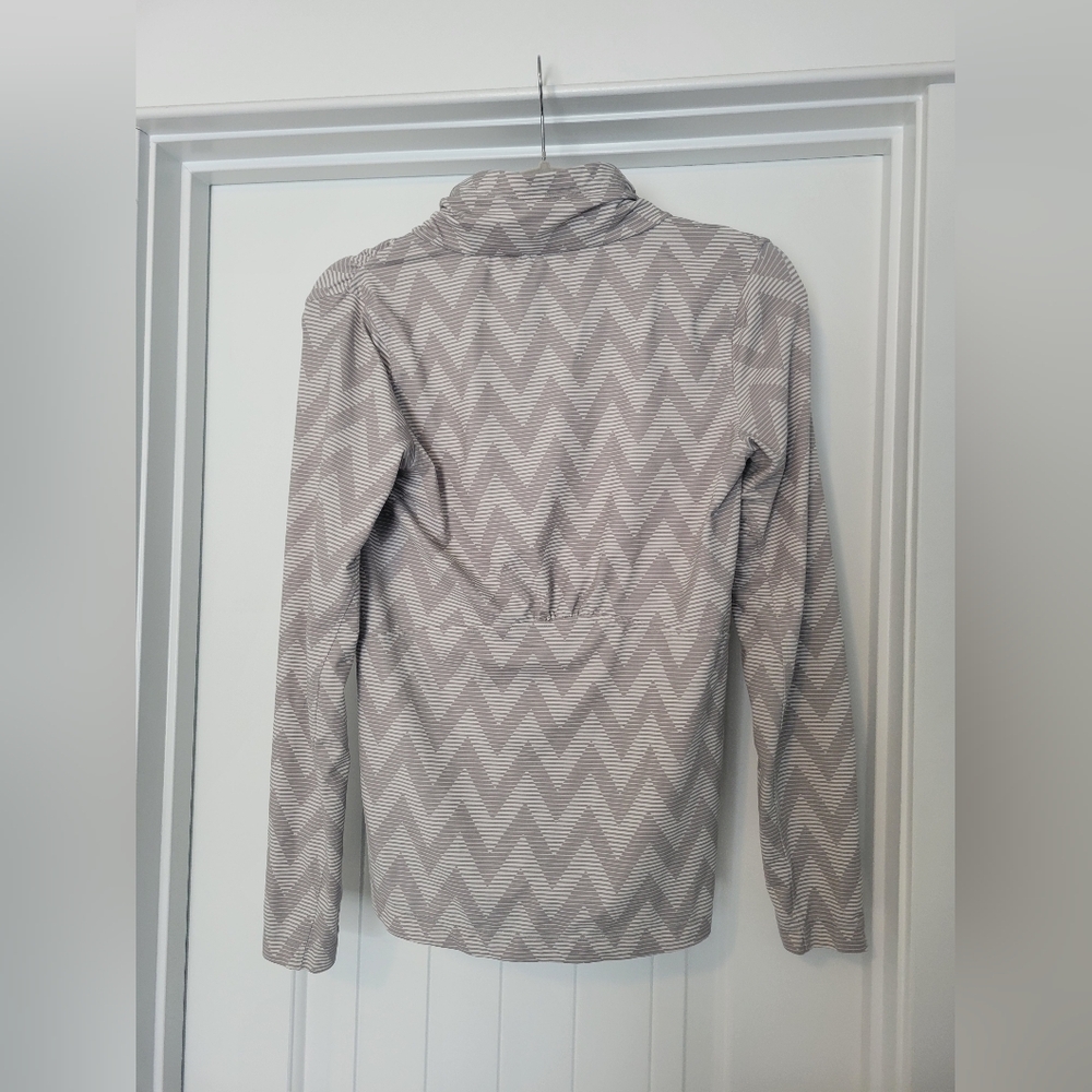 Merrel Chevron Pattern Zip Up - Picture 2 of 7